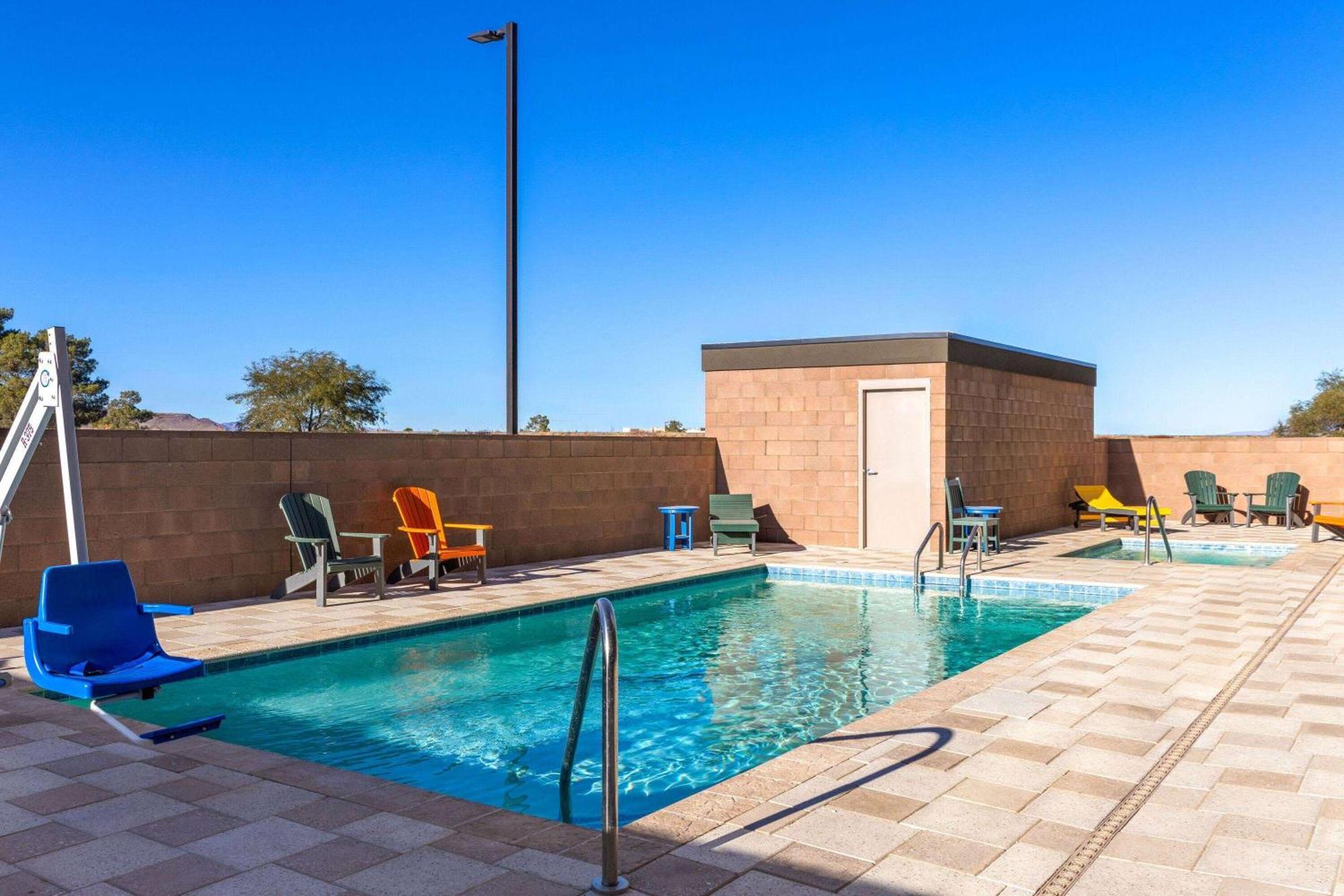 Hotel Wingate By Wyndham Kingman Exterior foto